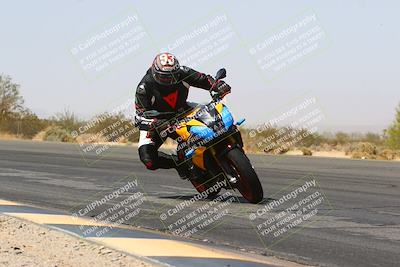 media/Mar-28-2022-Superbike Trackdays (Mon) [[b8603d0f67]]/Open Track Time/Turn 3 Inside/